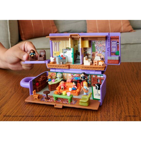 NWT Polly Pocket Friends Compact Playset with Dolls & Accessories - Picture 2 of 6